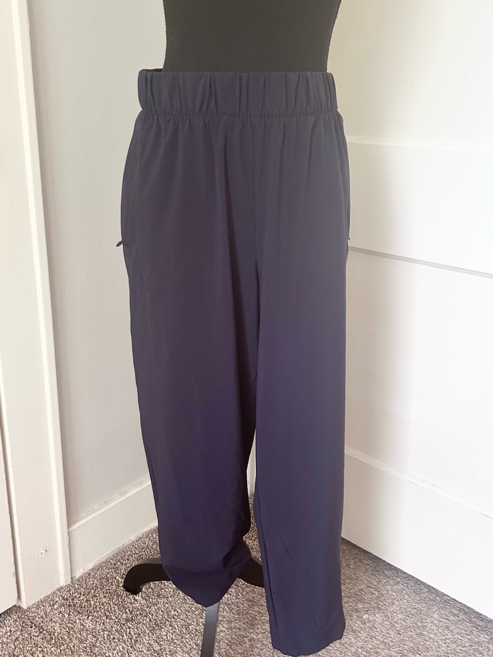 Talbots Navy Pull-On Straight Leg Joggers